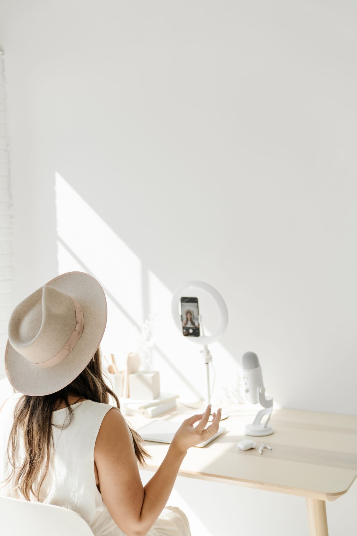 best fertility podcasts hero
